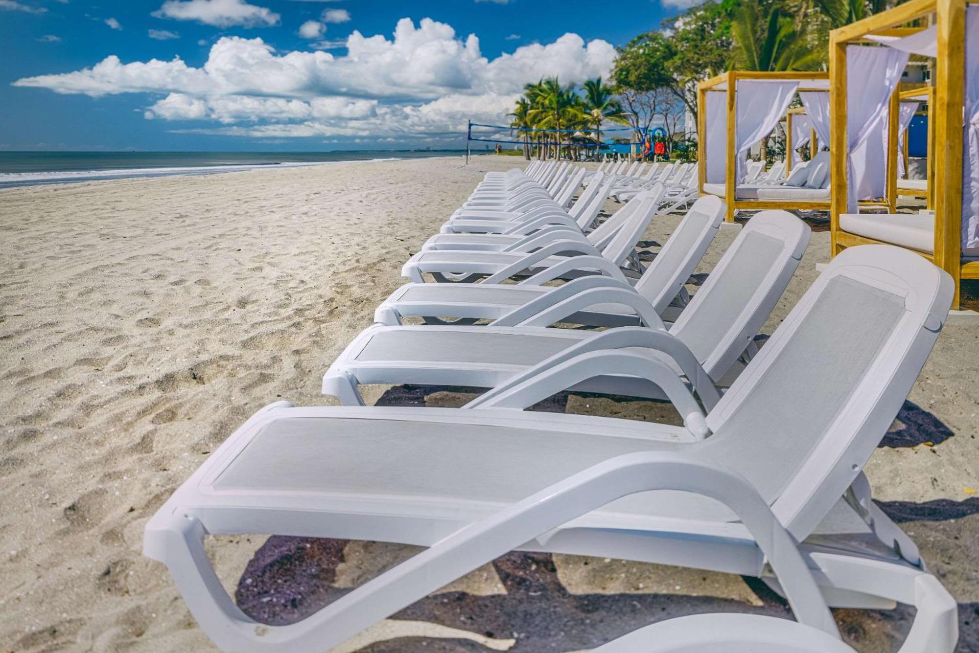 ホテル Radisson Riviera Panama プンタ・チャメ エクステリア 写真
