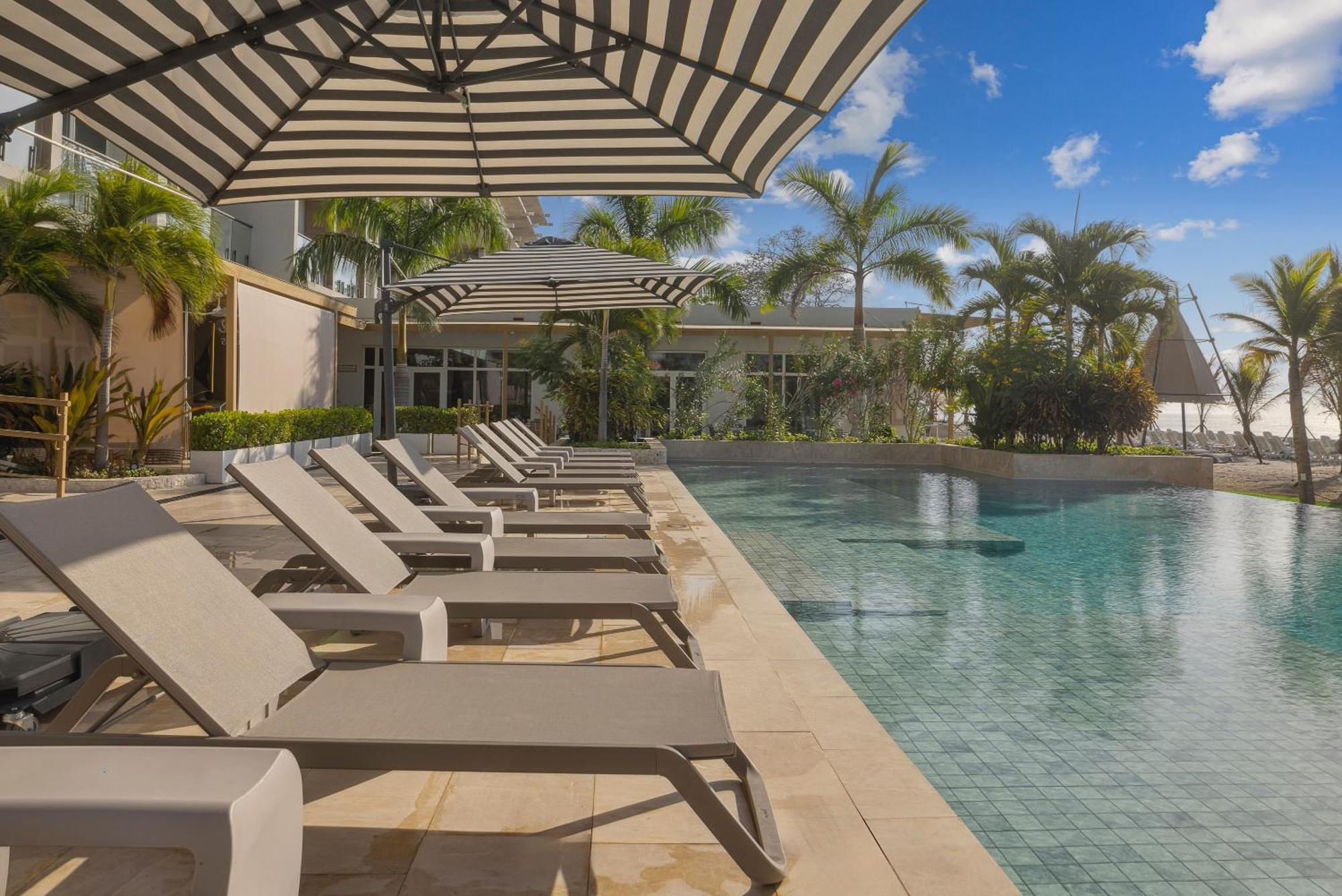 ホテル Radisson Riviera Panama プンタ・チャメ エクステリア 写真